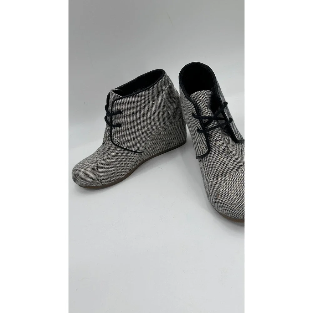 Toms Desert Wedge Linen Tweed Black White Metallic Gold Lace-up Ankle Bootie 7